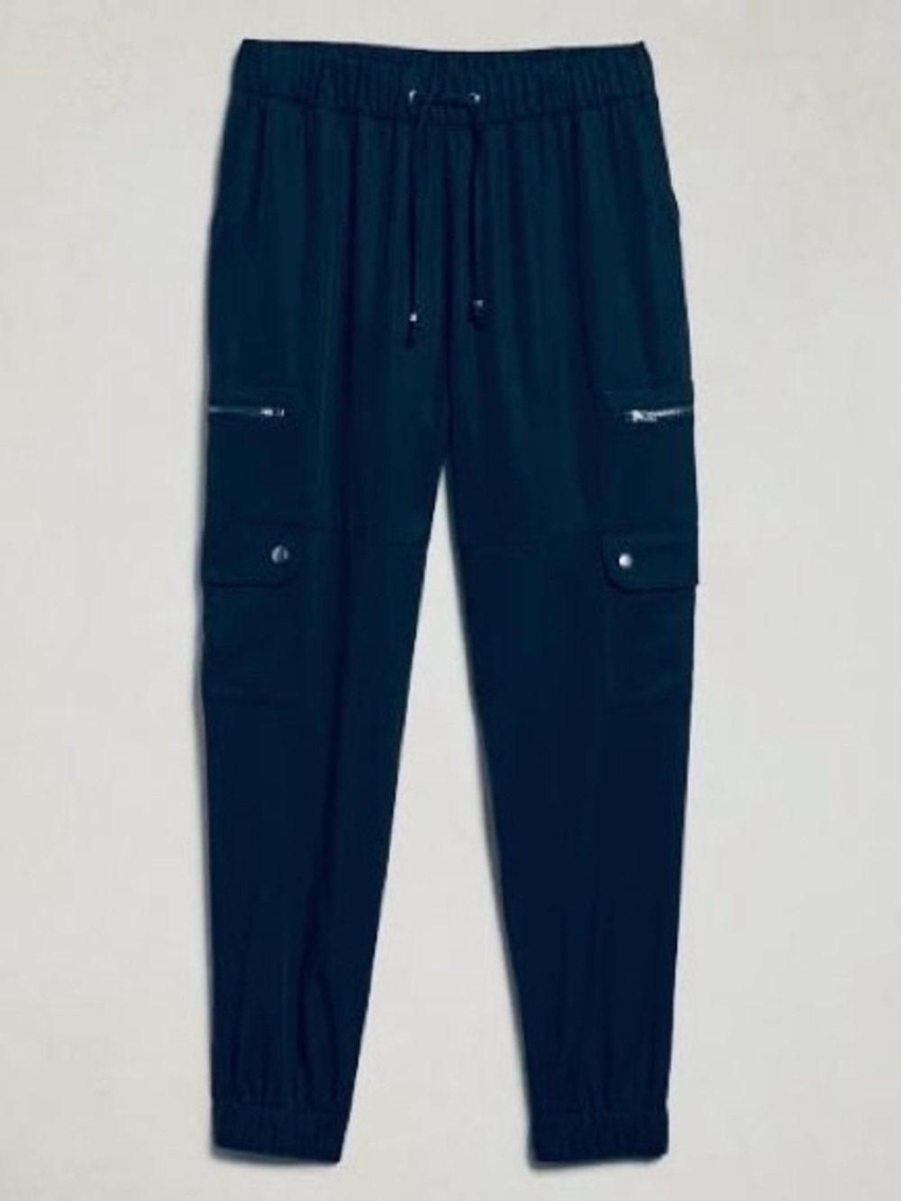 Women’s Cargo Jogger Pants - Elastic Waist & Zip Pockets